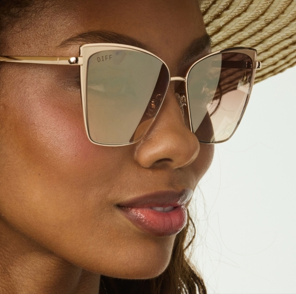 Diff Becky Gold/Brown Lady's Sunglasses - Picture 15 of 15